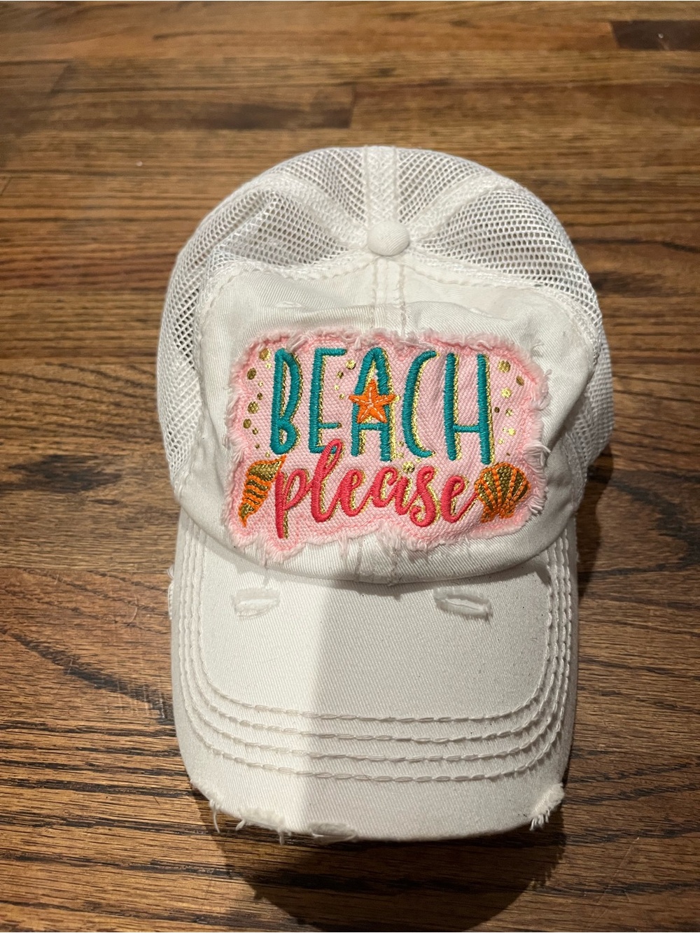 KBETHOS White Mesh-Back Vintage Trucker Hat